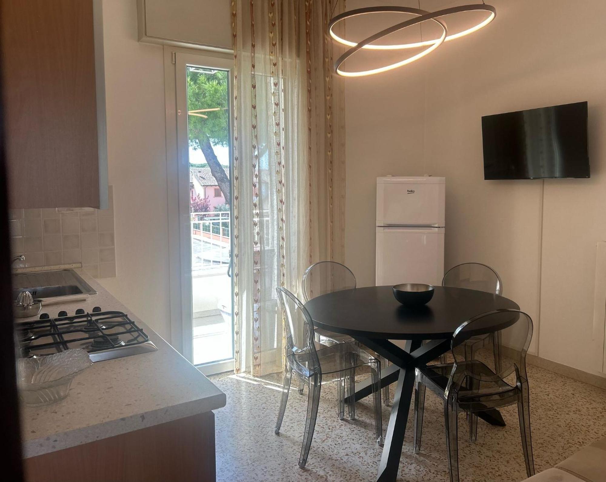 Cv006 - Cervia, Elegante Bilocale Con Aria Condizionata
